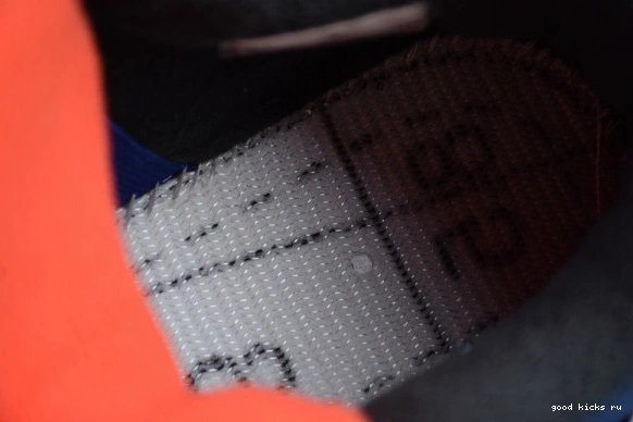 CQ9597-401 Blue Loyal WNTR Habanero Air Black 4 Jordan CQ9597-401 Red 0411